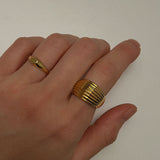 LA MER SHELL RING