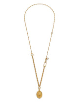 Gold pendant necklace