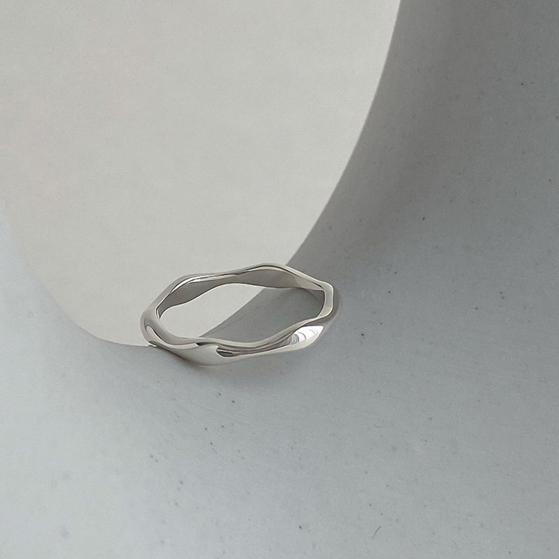 FLUID WAVE STACKING RING