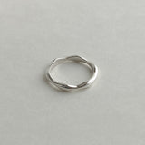 FLUID WAVE STACKING RING