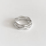 FLUID WAVE STACKING RING